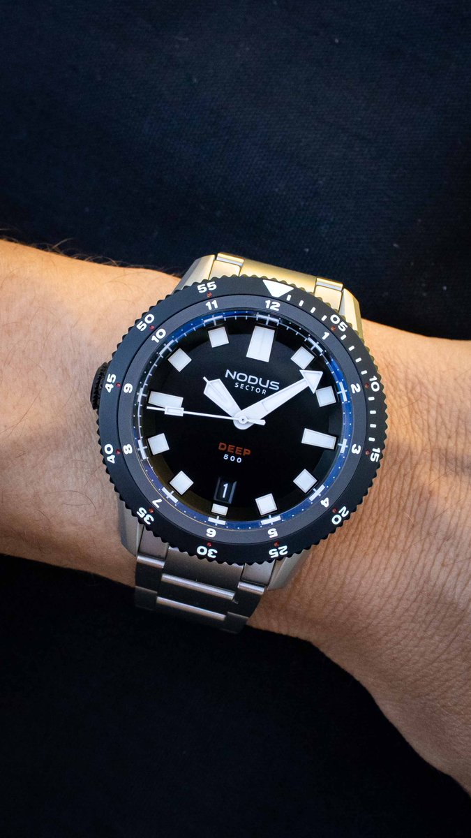 aBlogtoWatch (@ablogtowatch) on Twitter photo Today on aBlogtoWatch Ripley Sellers goes hands-on to debut the <a href="/noduswatches/">noduswatches</a> Sector Deep. A 500m water-resistant diver based on the brand's adaptable Sector Series of #watches.
ablogtowatch.com/hands-on-debut… Today on aBlogtoWatch Ripley Sellers goes hands-on to debut the <a href="/noduswatches/">noduswatches</a> Sector Deep. A 500m water-resistant diver based on the brand's adaptable Sector Series of #watches.
ablogtowatch.com/hands-on-debut…