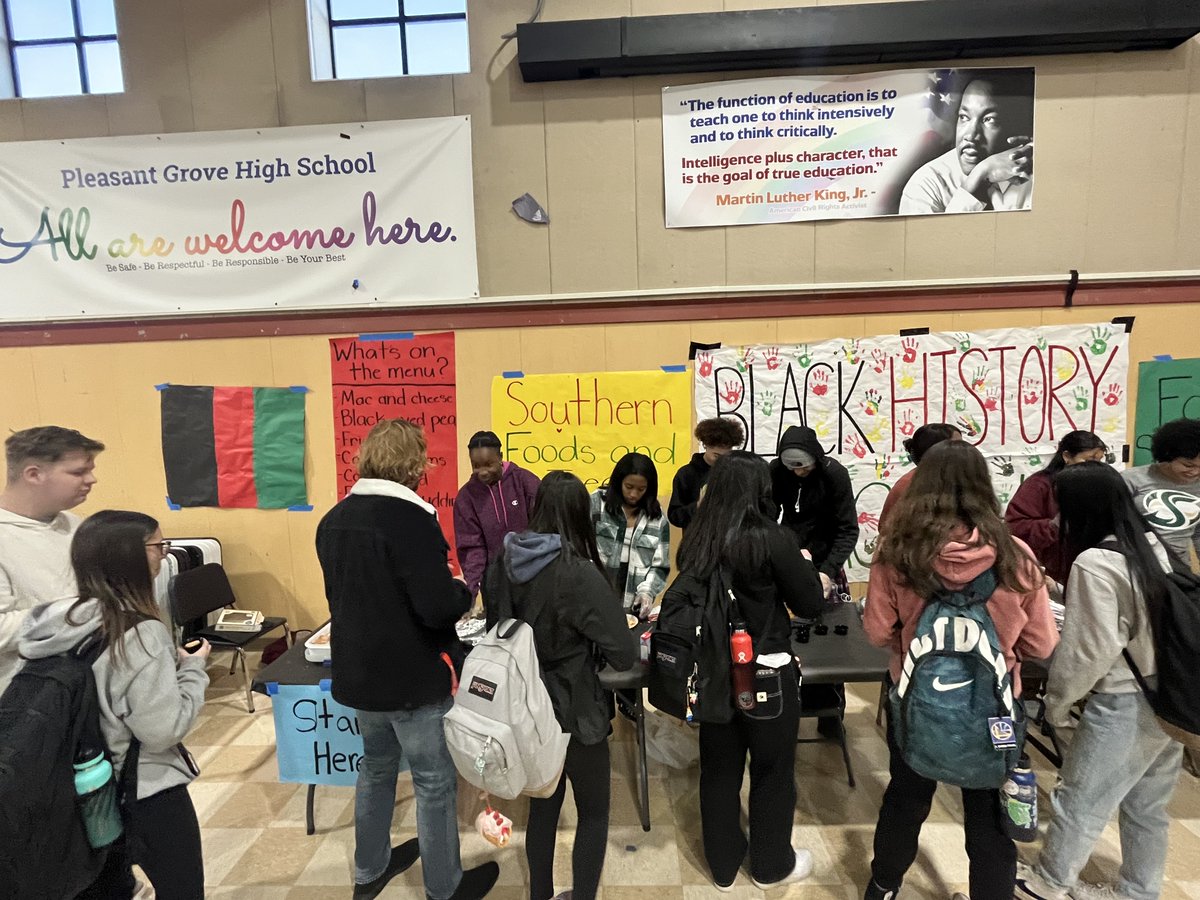 PleasantGroveHS's tweet photo. Pictures from the recent Black History Month Southern Foods &amp; Treats Sampling

#Rigor #Relevance #Respect #Relationships #PleasantGroveHS https://t.co/KJoFCVRVQc