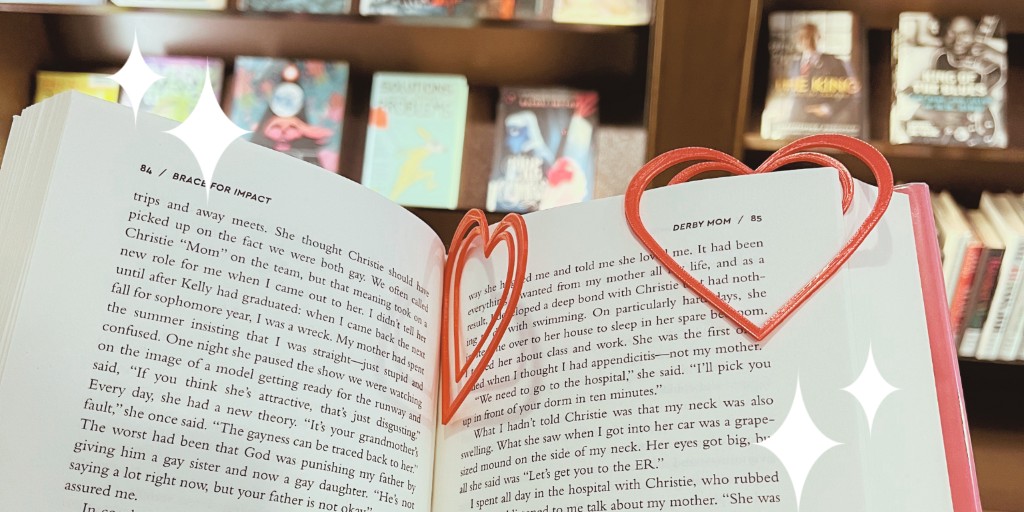 STLpubLibrary's tweet image. Valentine’s may be over, but not our love of books! Come stop by Creative Experience and print your own bookmark! These hearts only took 20 minutes so you can stay and watch the magic happen.   #slpl #free #creativeexperience #valentines #diybookmark