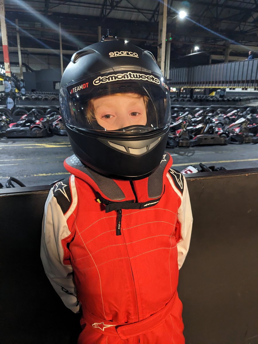 The_TechNation's tweet photo. My new @Demon_Tweeks sponsorship stickers came just in time for my race!! 😁 #karting #demontweeks https://t.co/vJVjHNbUmD