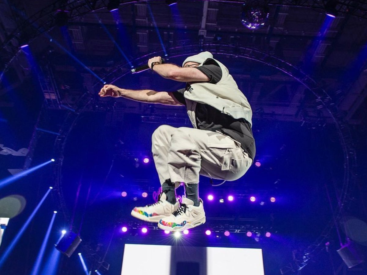 tobymac's tweet photo. Lexington, KY. Thanks for a perfect Thursday. Your warm welcome was deeply appreciated! We had such a great time with you guys. Let’s gooooo! To God be the glory. #hitsdeeptour2023
📷 @andrewforephoto https://t.co/2TjhgsEf5C