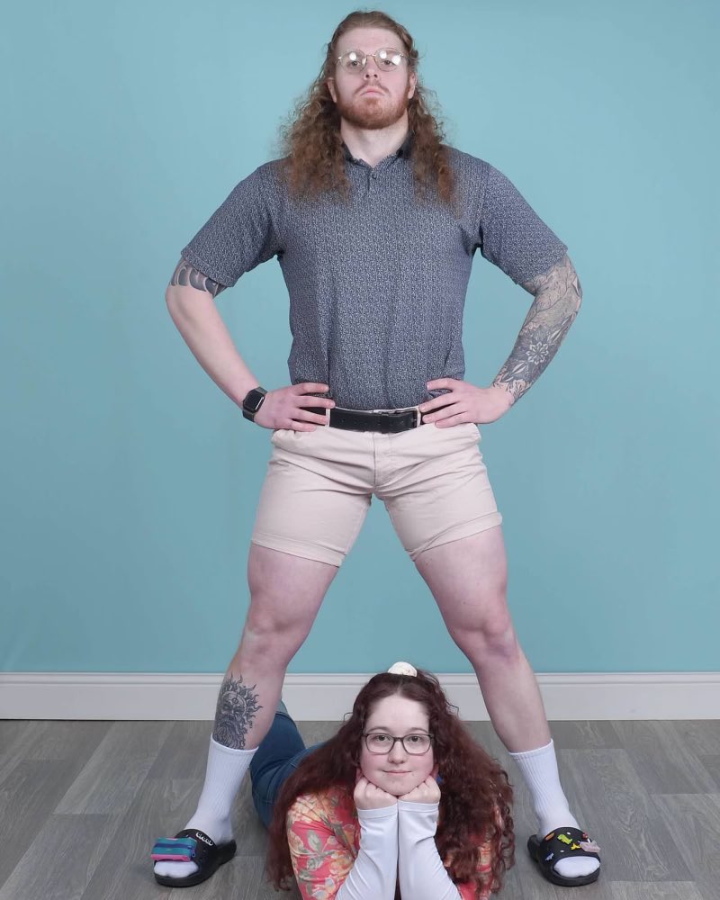 KyleRobideau's tweet photo. 80s photoshoot for dads birthday gift 😂  10/10 recommend https://t.co/gLWhSMmjVz