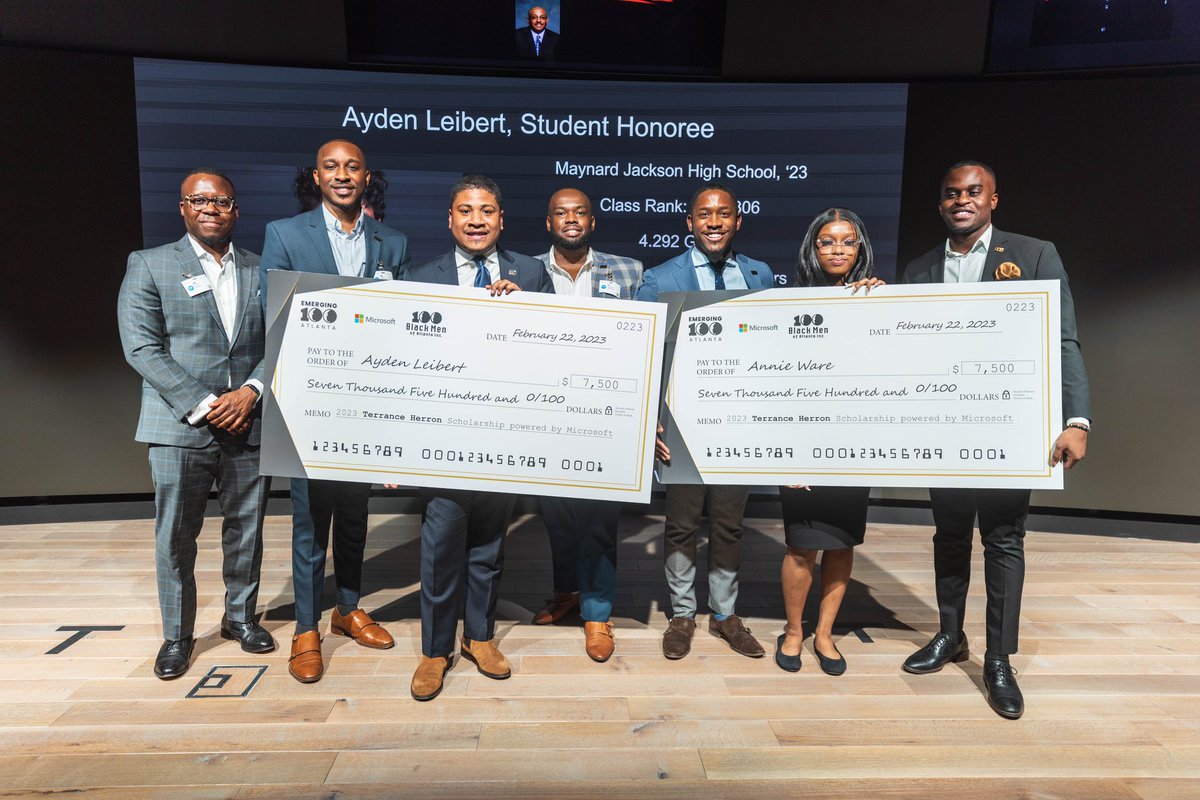 DrProfessorFEO's tweet photo. Honoring the Late Terrance Herron ✅
20k in scholarships ✅
Celebrated Black History Month ✅
@Microsoft x @EMERGING100ATL 

#ProfessorFEO https://t.co/NqOHJoYx42