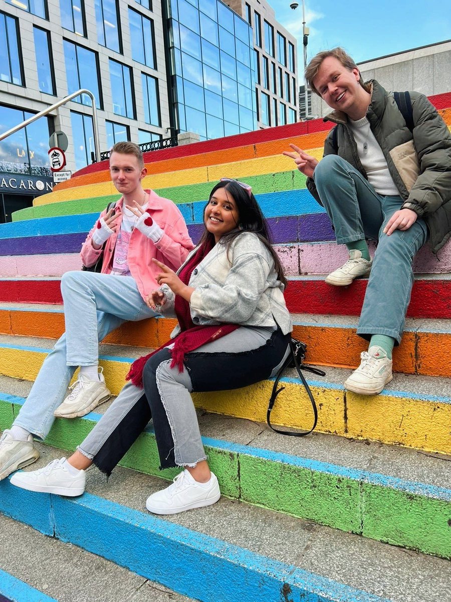ThisIsAMemory's tweet photo. meet up of the century btw https://t.co/lsT0Xyz1fk