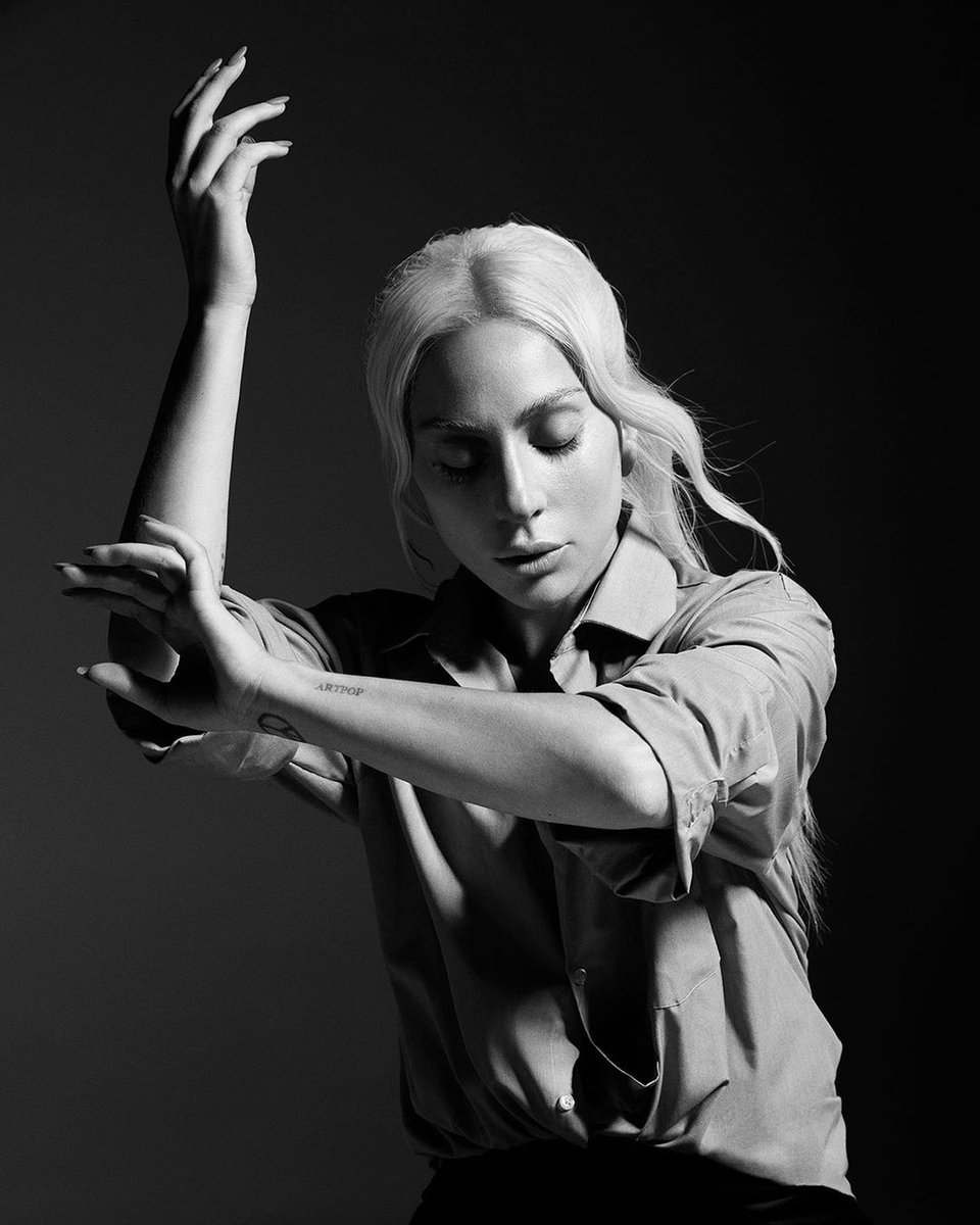 GagaMediaNet's tweet photo. New photos of Lady Gaga for Dom Pérignon! https://t.co/PUmKiaOSRV