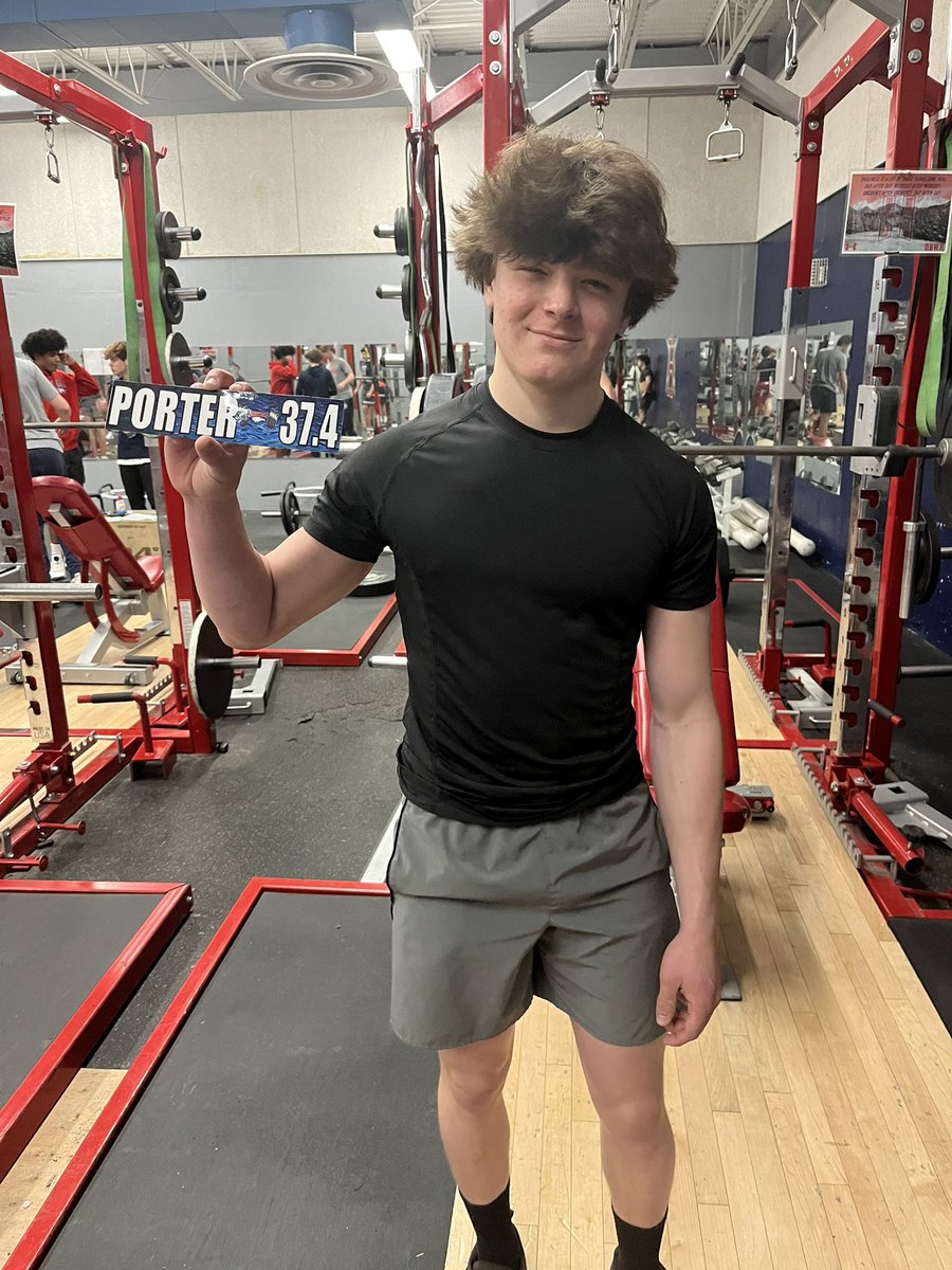coachnolazy's tweet photo. @Heritagefootbal studs setting all time strength and conditioning records left and right. Look at those verts! Talk about explosive. Couple 40 records too. @rex_guthrie getting on the board with a 285# clean. @Nick_Long48 getting his #225clean shirt https://t.co/ol825ctvXW