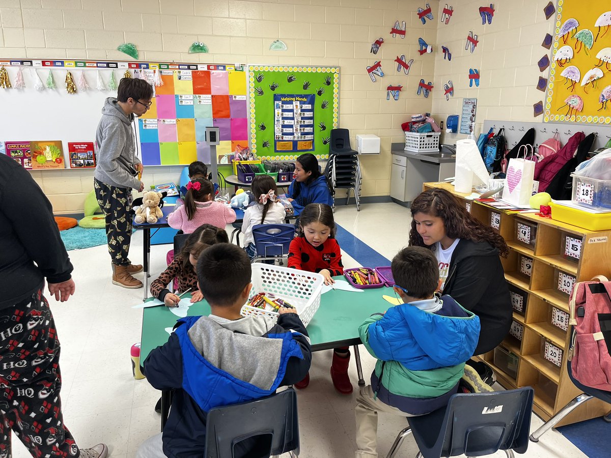 Next stop - PDN! #OneEmpire #AztecEmpire #ReadAcrossAmerica2023 <a href="/Sparks_Interest/">Marcy Sparks</a>
