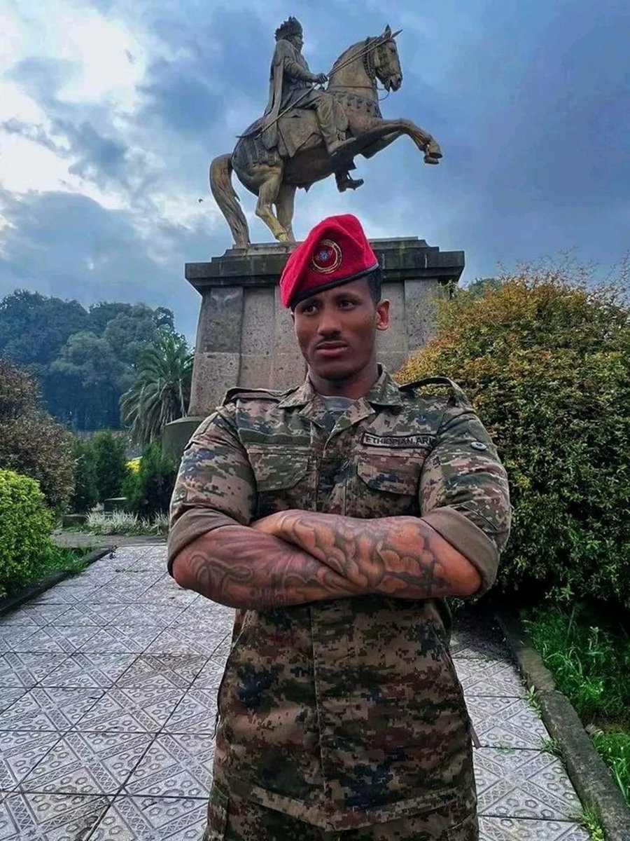 AbrarSuleiman's tweet photo. ምንይልክ ጠሎች የBlack Lives Matter ሰሞን ቁጥር 1 ስሜታዊ ነበሩ።

ዓጼ ምንይልክ የBlack Lives Matter ፈር ቀዳጅ ተብለው፡ የሚቀጥለው ዓመት የኖቤል ሽልማት ዕጩ እንዲሆኑ ፊርማ ለማሰባሰብ ሀሣብ ኣለኝ።

ምን ይመስላችኋል?

ደህና እደሩ
#የሰው_ዘር_በሙሉ https://t.co/nBGyGXXnPo