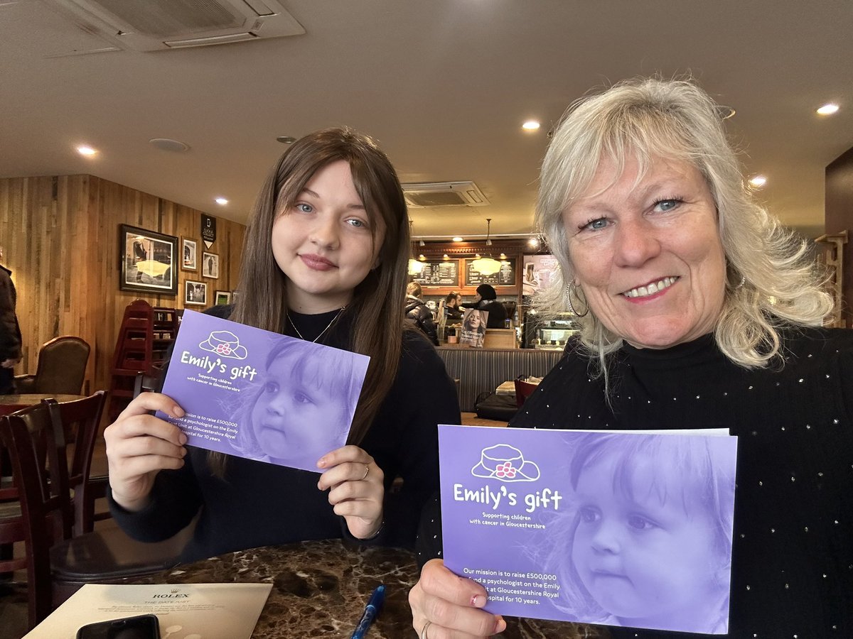 juliekentmbe's tweet image. Lovely to meet this very brave young lady today who is going to do a purple shoot for @EmilysGift 

Bowled over by the support from so many people @ivycheltenham @uniofglos @TheMusicWorksGL 
#launch #march10th #childhoodcancer @PunchlineGlos @neilmorg #MakeADifference