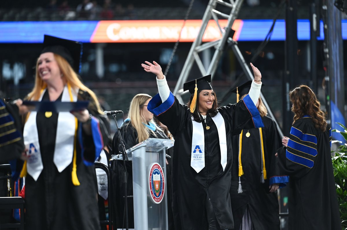 Spring graduates, picture this...crossing the stage at Globe Life Field this May. 

The deadline to apply for graduation is by this Wednesday, March 1. Go to uta.edu/administration…, for more information on how to apply for graduation in MyMav.

#UTA #MavUp #ForeverMaverick