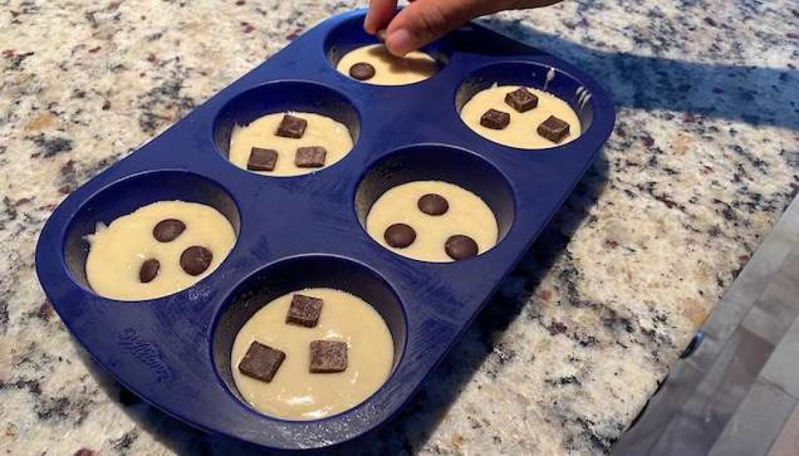 Cooking with kids is a natural way to do math together. Cooking together presents an opportunity that is more about noticing and wondering rather than teaching.

3 Ways to See Mathematical Structure in Everyday Kitchen Math
earlymath.erikson.edu/mathematical-s…