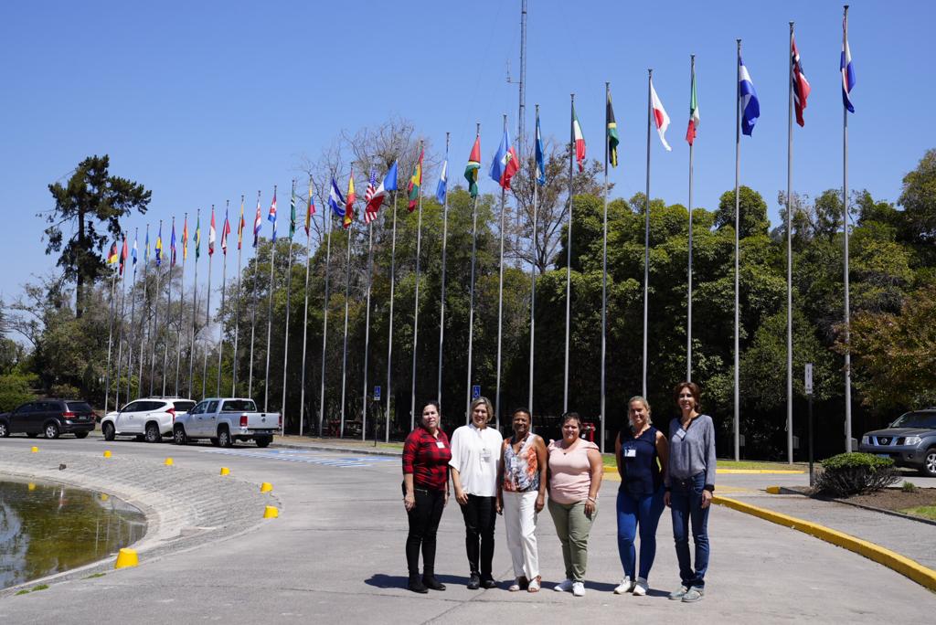 JuanaM_Pantoja's tweet photo. Concluye la Asistencia Técnica para la evaluación y validación del Observatorio Científico de #Cuba🇨🇺 sobre Igualdad de Género a directivas y funcionarias de @CubaONEI y de la @FMC_Cuba, por parte de la División de Asuntos de Género de la @cepal_onu. https://t.co/xASbTbLRsR