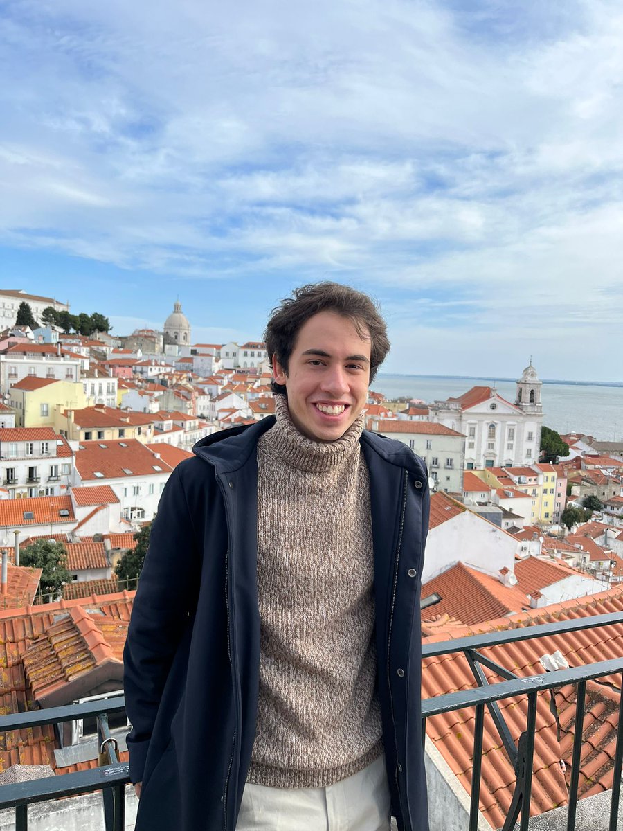 Al Miradouro das Portas do Sol