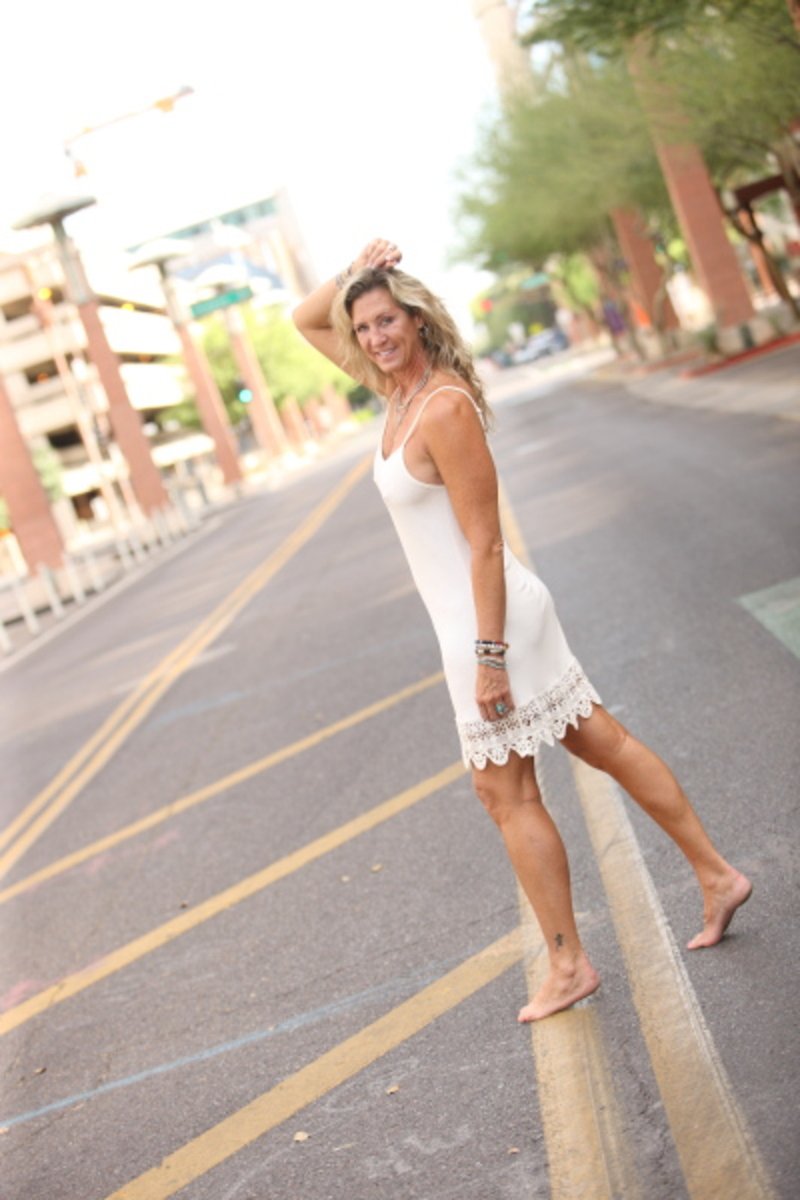 BeautiesPromo🔞 4⃣K on Twitter: "#MilfMonday This lady is not getting