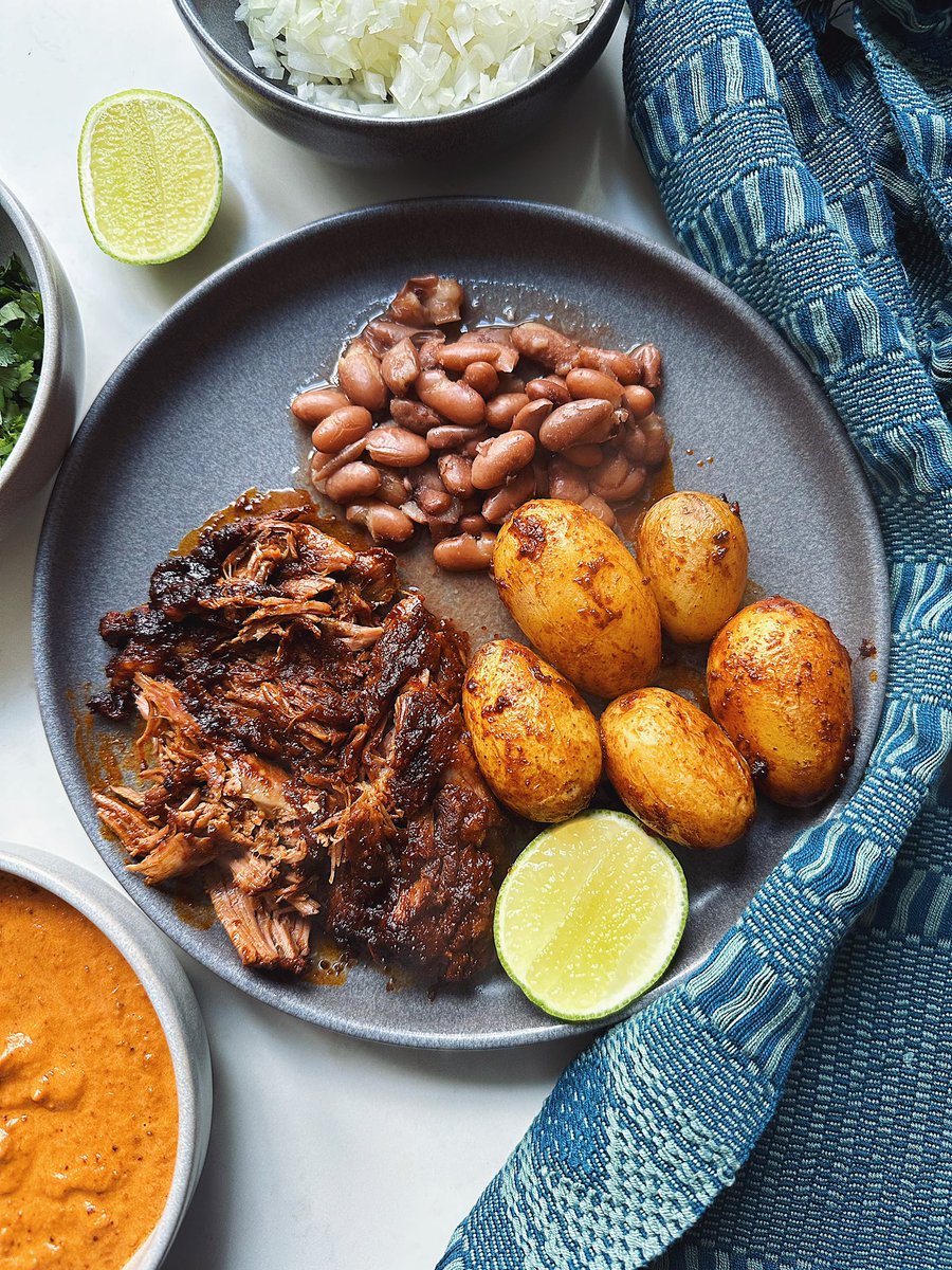 #Lamb #Barbacoa 
This Sinaloa style barbacoa is my family’s favourite and I felt like treating them today ad I had a lovely weekend.