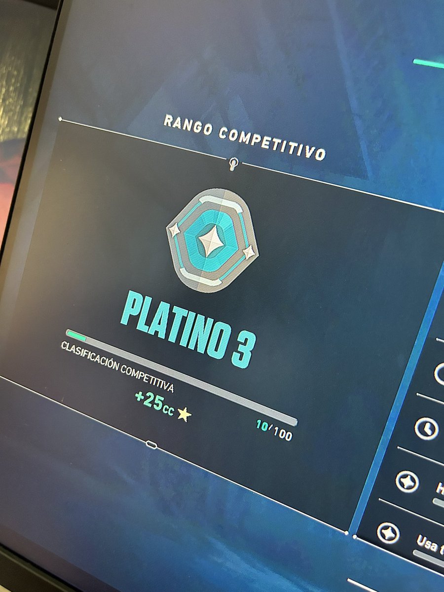 joshsoyyoGG's tweet photo. Por fin regresamos, falta muy poco para Diamante 🥵 (se me habia la luz a mitad de partida). #VALORANT https://t.co/U3M7wcevbO