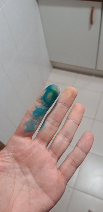 Esto es lo que pasa cuando le haces un dedo a un bicho de los de Avatar. https://t.co/0hBZDcLNS2<a href="/tag/mianiversariodetwitter"class="tags"><span>#mianiversariodetwitter</span></a>