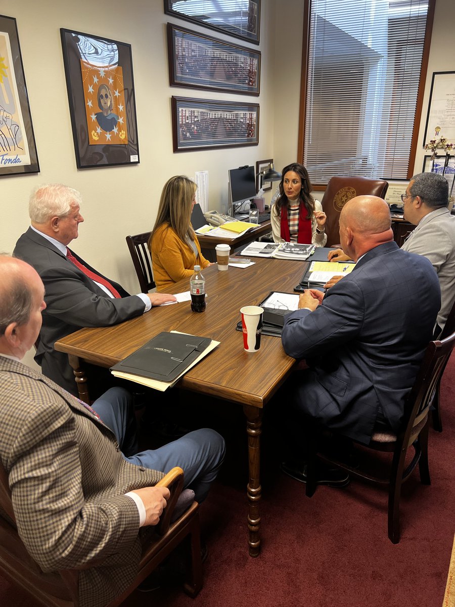 It’s all public schools all the time this Session—and I love it! So thankful to all the <a href="/txstatepta/">Texas PTA</a> parents &amp; supporters who showed up at the Capitol today to fight for our public schools! 
#teamtxpublicschools #TXPTARally23 #fundthefuture #txed #txlege