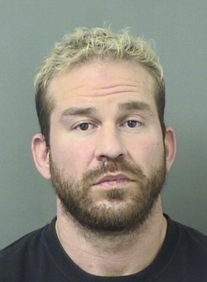 ~Nathan Griffith: Jenelle Evans’ Ex Arrested For Strangling Girlfriend~
https://t.co/mIpjAsT8Of
Generally, when there’s news involving Jenelle Evans’ idiot baby daddy Nathan Griffith, it’s not good.
And this latest update is certainly no exception to that rule.
Over t... https://t.co/hqyiTogamt