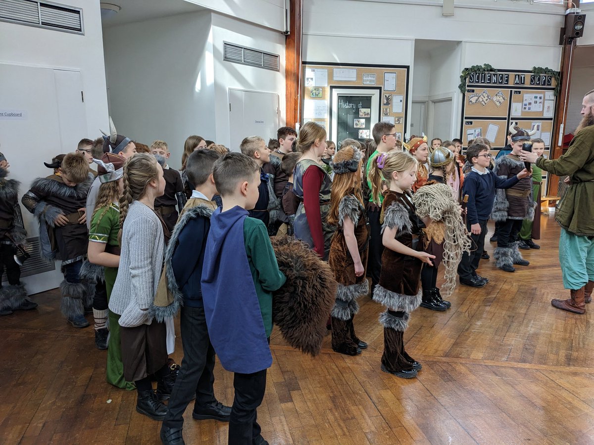 SpringCottagePS's tweet image. Our Year 4 children had a fantastic day learning more about our history topic: 'Anglo-Saxon Viking Struggle' with @vikingsinschool #SpringCottageHistory