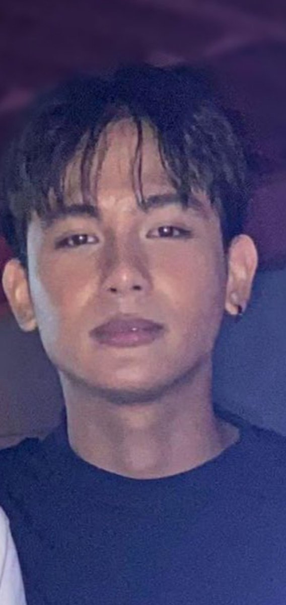 RXlowkeyfan's tweet photo. @dustinemayores9 @JoshCullen_s Kahit ilang beses kapa magpa aesthetic dugyot k parin @_robblackburn @maxinetrinidad_ https://t.co/8V0fe3PyvE