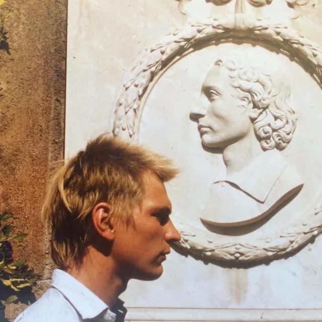 Stunning photo of #britishactor #JulianSands 😭❤️ 

#aroomwithaview #MissingPerson #mountbaldy