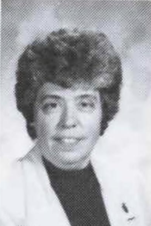 MFSchArchives's tweet photo. This week's posts will #FocusonFaculty, checking out past teachers from the MF District. Today's post is of Fran Curry, 3rd Grade teacher at Forsyth GS, and Dave Catlin, 8th-grade boys PE teacher and coach (MGS). (From 1992 FGS YB and 1955 MGS YB). https://t.co/0txS6k3Cxc