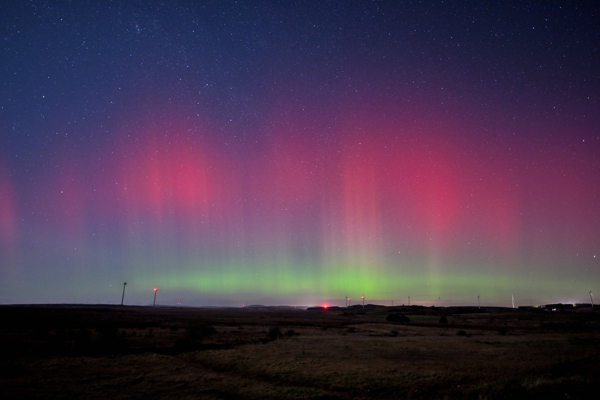 ZhangChaosheng's tweet photo. Aurora over Galway (between Moycullen and Spiddal, 23:00, 26/2/2023, bright moonlight. f2.8, 13", ISO 1000. Nikon Z9.) It was visible to the named eye, but not so colourful as captured by camera. https://t.co/hZ0GD6zjTB