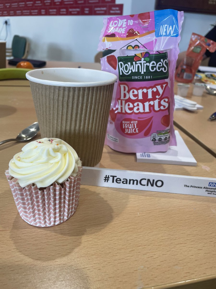 Enjoyable day today at the managers away day! #networking #leadership #wardmanagers thanks too <a href="/sharon_mcnally/">Sharon mcnally</a> <a href="/Gsep_/">Giuseppe Labriola FRSA RN RM (He/Him)</a> and Sarah! @NHSHarlow 👩🏼‍⚕️🧁☕️🍪
