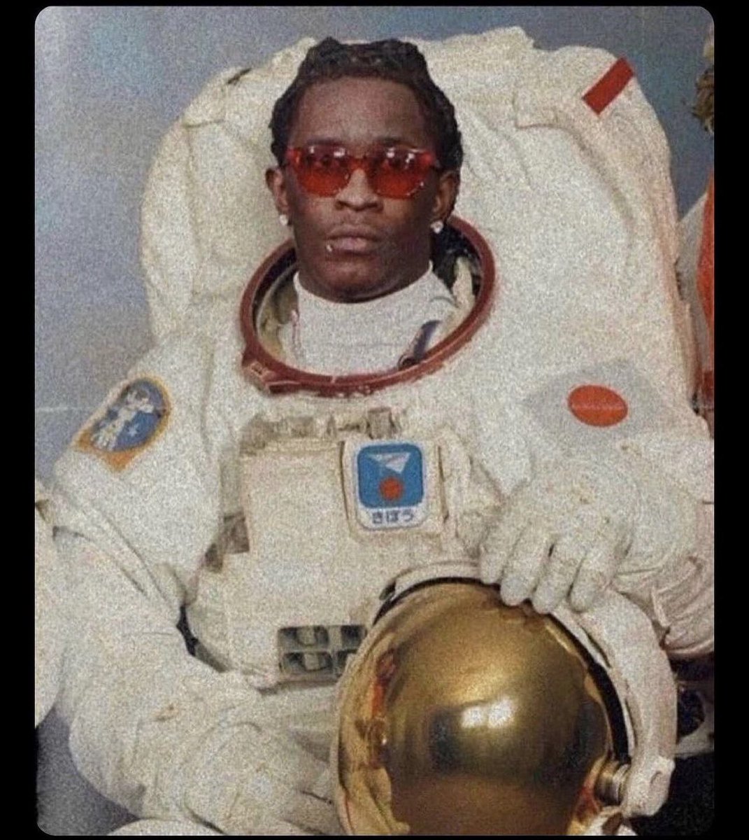 percalies's tweet photo. thug was the only person to truly go to the moon first https://t.co/Nzn2SjMKMK