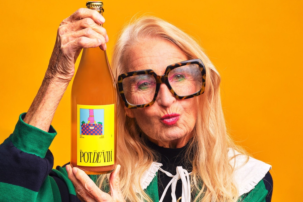TheDieline's tweet photo. Studio Miles designed Pot-De-Vin's cider packaging with a quirky personality at the forefront of the design. Read and see more on The Dieline! 
https://t.co/TG2SWY35ik? https://t.co/B4bCHFQzWa