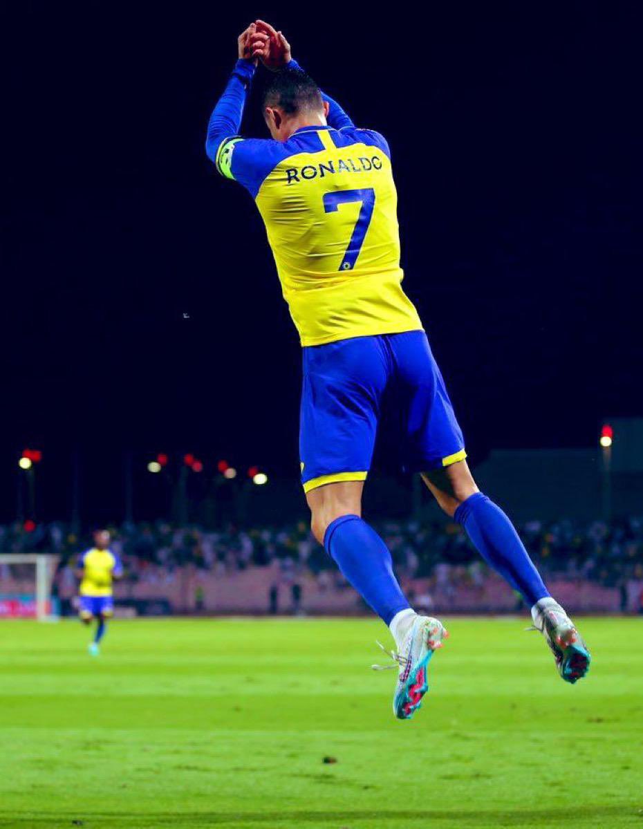 alialmarshod's tweet photo. إستغلوا الفوز النصراوي المستحق الأخير ع ضمك وانشروا الإيجابية في المدرج النصراوي وقفوا في وجه كل من يحاول نشر السلبية والتشنج في المدرج .. مقبلين على خير بحول الله وقوته .. كونوا متفائلين كونوا إيجابيون من أجل #النصر https://t.co/GqGBFWUJWC
