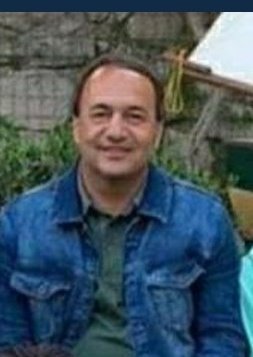 Lorenzxo2's tweet photo. @chiaragribaudo @ellyesse @pdnetwork @Giulia_B @camillalaureti1 @ZanAlessandro L'unica cosa che siete capaci di fare. https://t.co/UWx6z5ruyk
