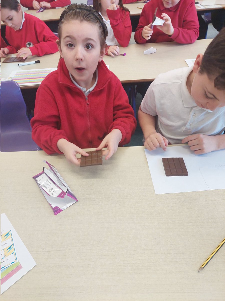 NorthlandsPri's tweet image. The best thing about practical fractions... eating the resources! 🍫 #practicalmaths #equivalentfractions #learningisfun