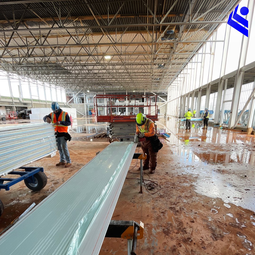 EwsTx's tweet photo. We won't let a little bad weather stop us! 
Project Progress: Young Family Athletic Center
General Contractor: GE Johnson
Architect: FSB Architects
Scope of Work: Kingspan Micro Rib Insulated Wall Panels 

#projectprogress #constructionnews #ewstexas https://t.co/92WquzKnlX