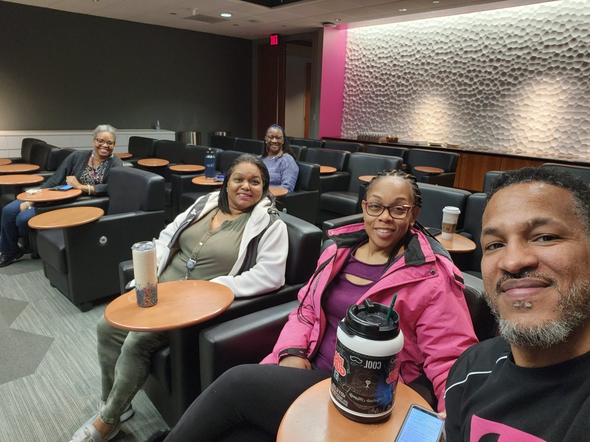 BEN talk watch party #BeYou <a href="/ElviraDeCuir/">ED</a> <a href="/jeafig/">Jeannette F</a> <a href="/SellPhones4/">EB</a> <a href="/SueStew92/">Susan Stewart</a> <a href="/Melissa_D33/">Melissa Douglas</a>