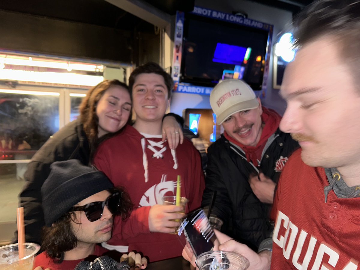 leavebethx's tweet image. #PullmanBBT