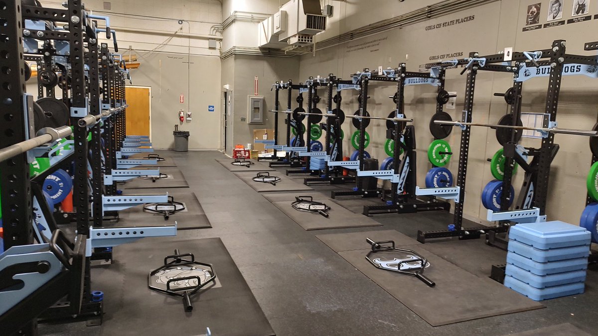 BuenaFootball's tweet photo. Newly upgraded! Best weight facility in the city and one of if not the top in Ventura County!

The momentum continues to grow at @BuenaAthletics ! https://t.co/rlIIxakQfp