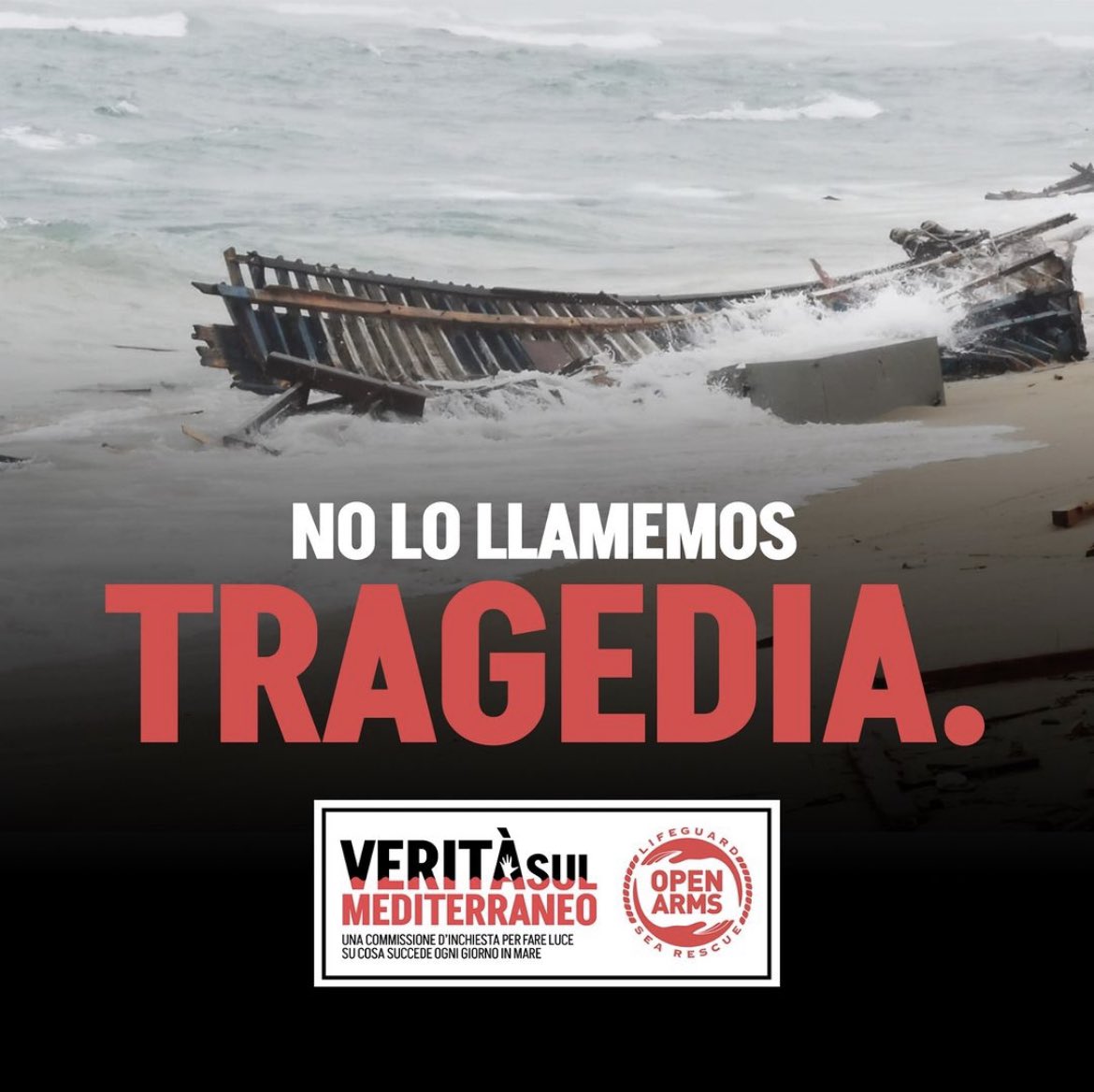 No es una tragedia, es el resultado de decisiones políticas. 
Cualquiera que exprese sus condolencias hoy, después de haber impulsado una ley #Italia que impide las operaciones de salvamento en el #mar, no tiene respeto por la vida de estas personas vulnerables.