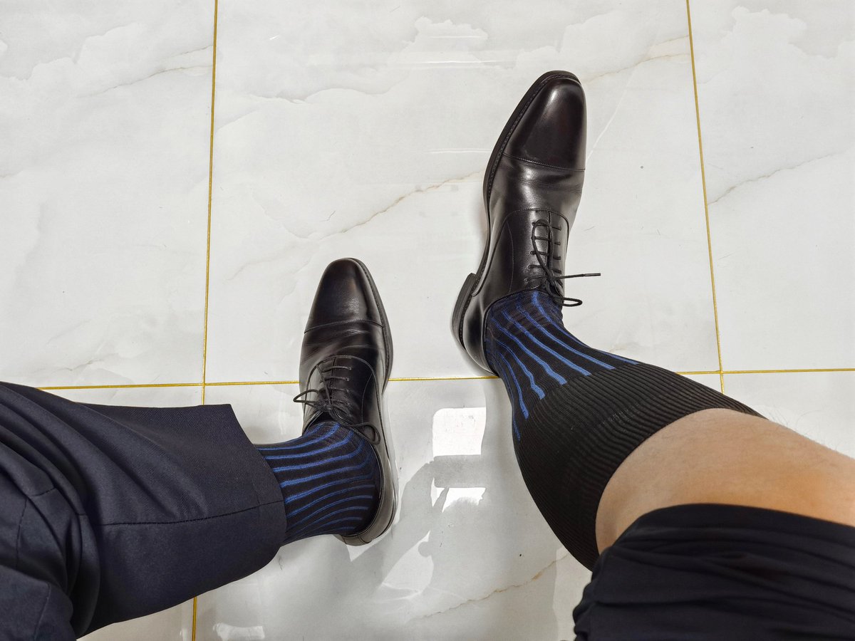 忙碌的一天结束，5点还要早起，睡了睡了。