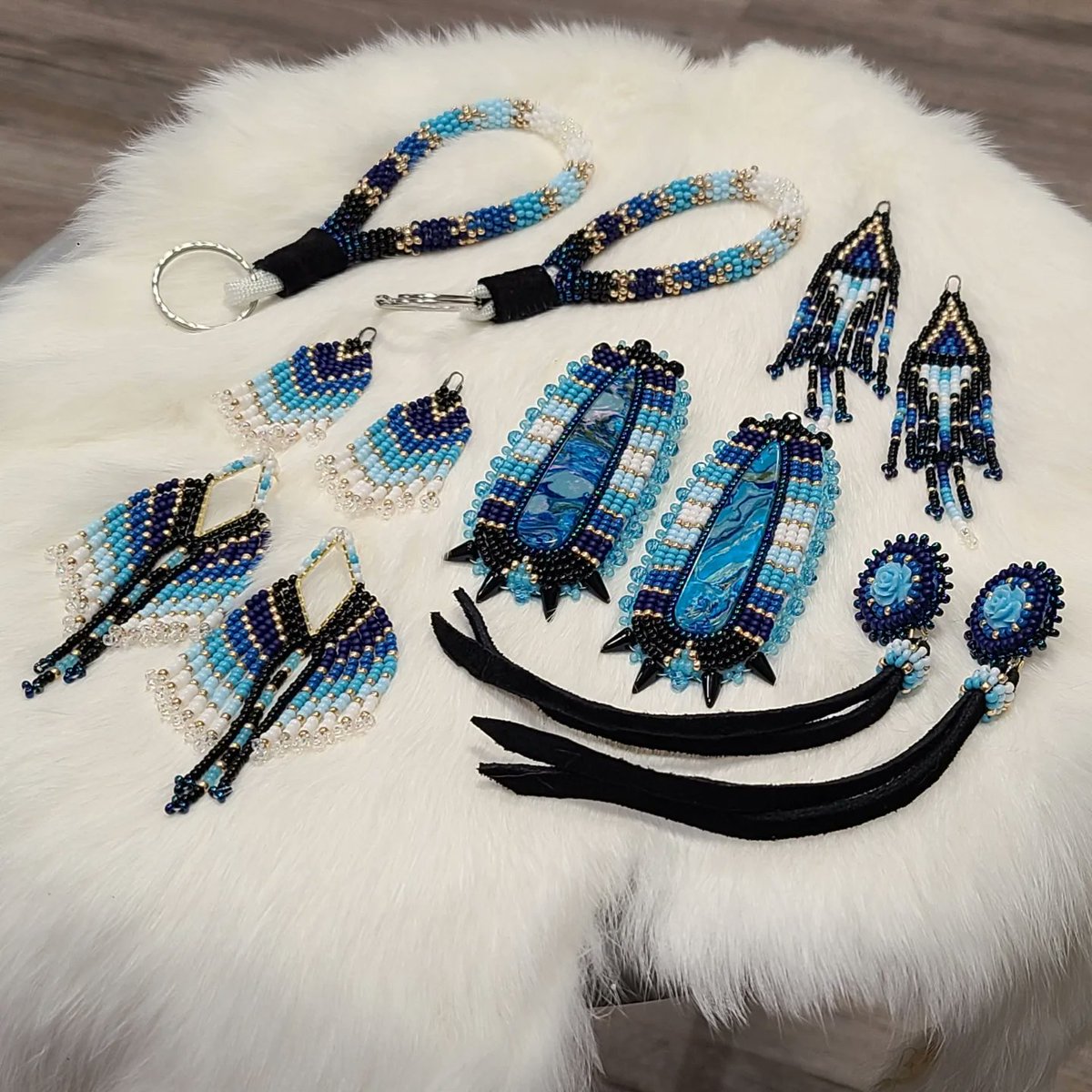 🤍🩵 Ocean Collection 💙🖤
Prices are in CAD
DM to purchase ✨️