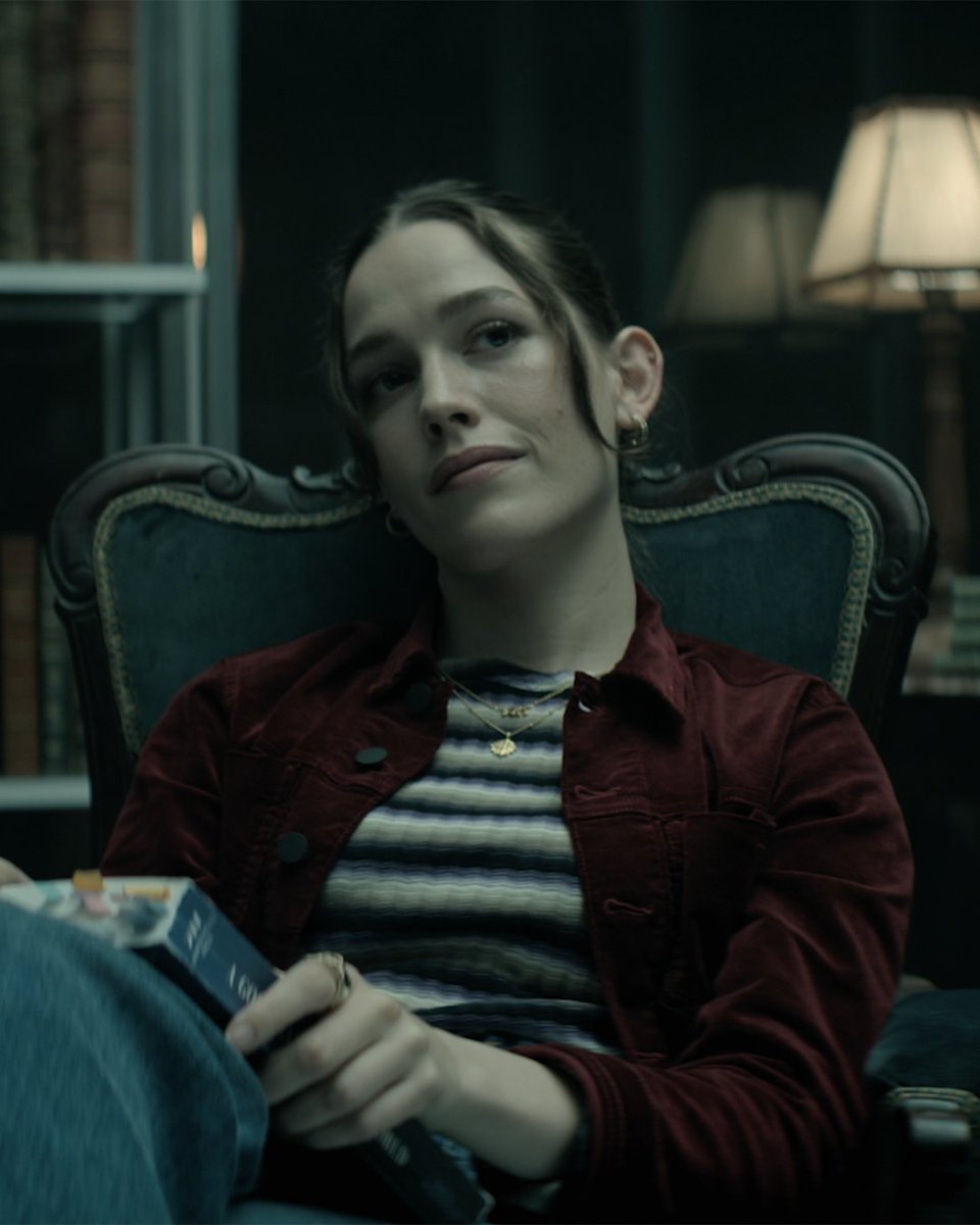 Netflix Polska on Twitter "Love + Joe = miłość do grobowej deski?"