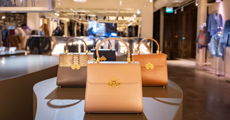 AlUlaMoments's tweet photo. #AlUlaโs latest pop-up retail space in #AlJadidah has opened a brand-new store with a unique concept looking towards the future. Donโt miss out on #Tafoni in the #DesignGallery!
#AlUlaMoments