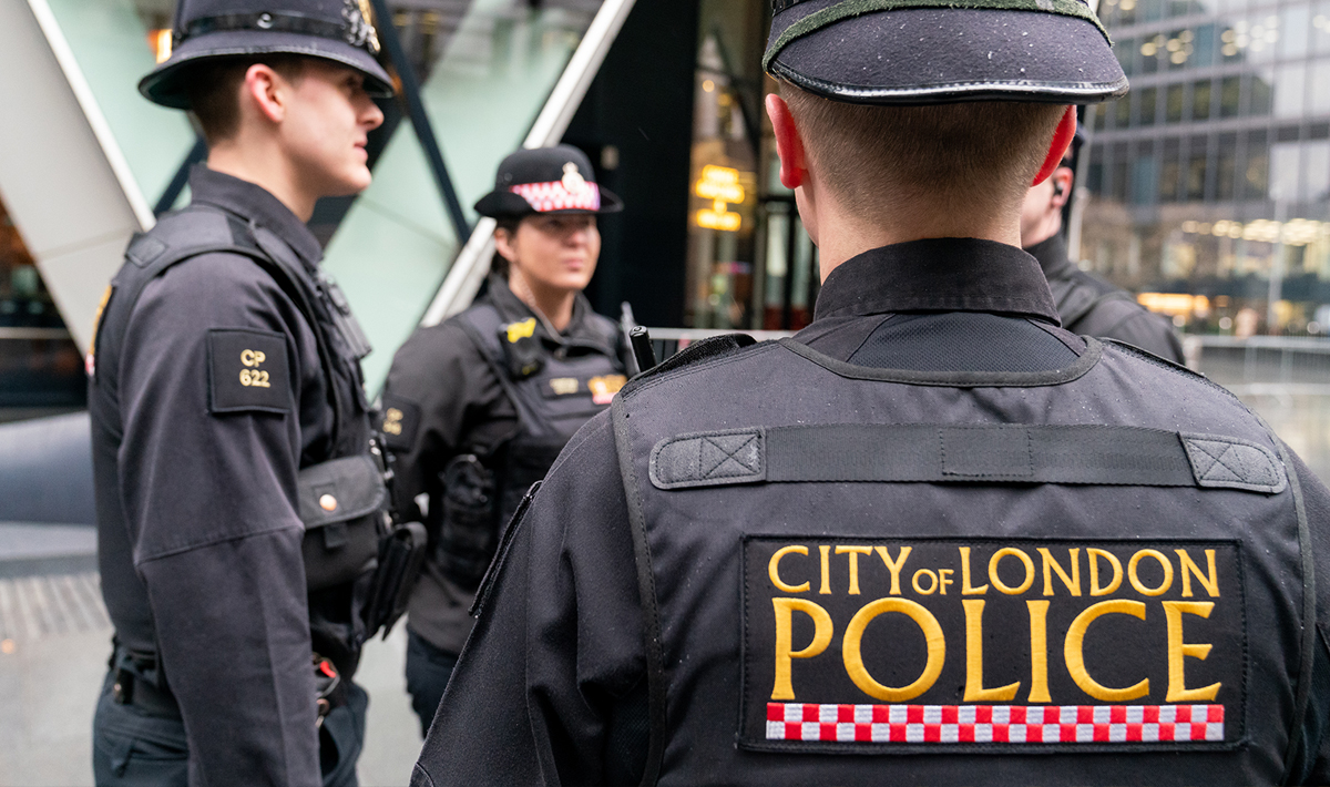 We’re the first force in the country to have used a new Mental Health Checklist when interviewing a suspect. The checklist helps us to secure the best outcomes for those with mental health related concerns whilst obtaining positive outcomes for the victims cityoflondon.police.uk/news/city-of-l…