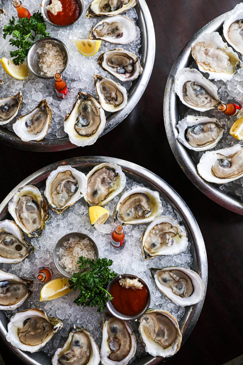 Joes_DC's tweet photo. Celebrate the long weekend with extended Cocktail Hour! Select half-priced Oysters on the Half Shell, signature cocktails, wines by the glass and draft beers beginning at 11:30AM. #joesseafood 

(DC location only) https://t.co/ZbqRa6dZQu
