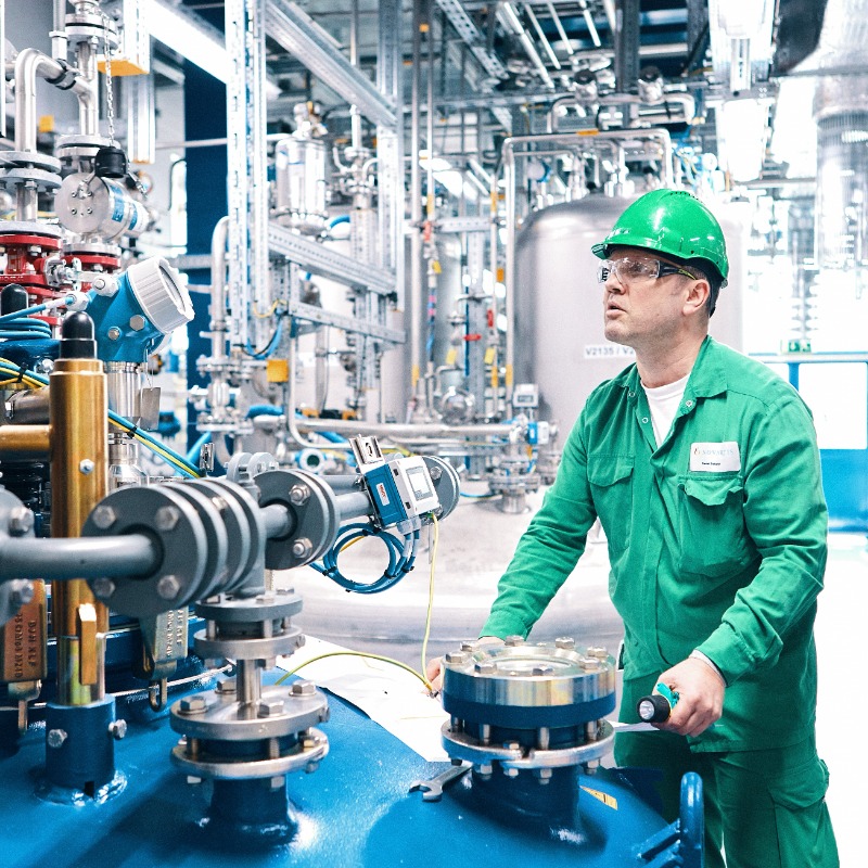 Novartis_CH's tweet photo. Medienmitteilung: Novartis eröffnet in Schweizerhalle hochmoderne Produktionsstätte zur Herstellung von RNA-Therapeutika.
#NovartisCH