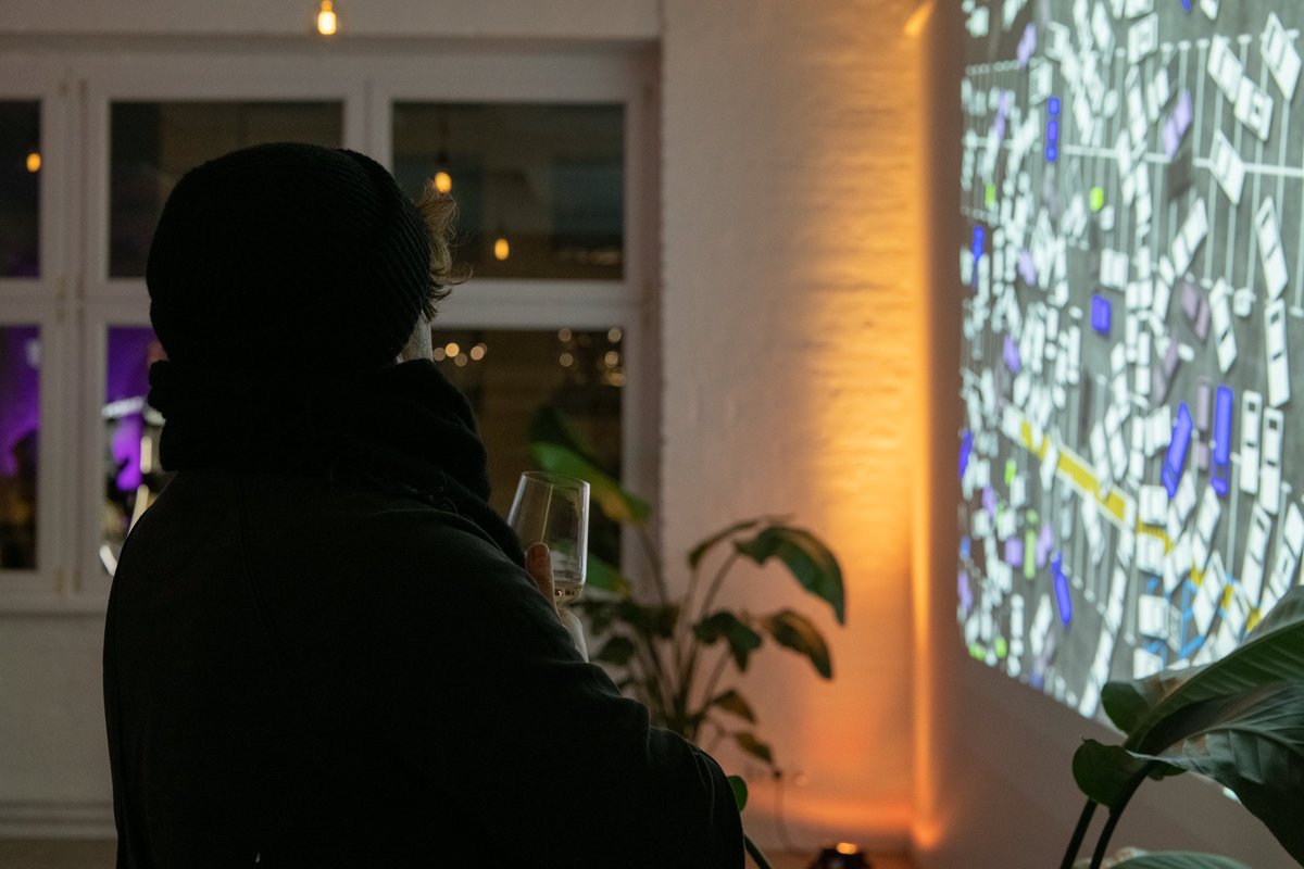 Sublime Shift, a touring pavilion of #generativeart, visited despace! ✨

As one of nine pavilions of the <a href="/nftbiennial/">NFT Biennial</a>, Sublime Shift focused on the concept of scale, and how it is shifting the ever-evolving ecosystem of creation and spectatorship on the #blockchain.

#tezos