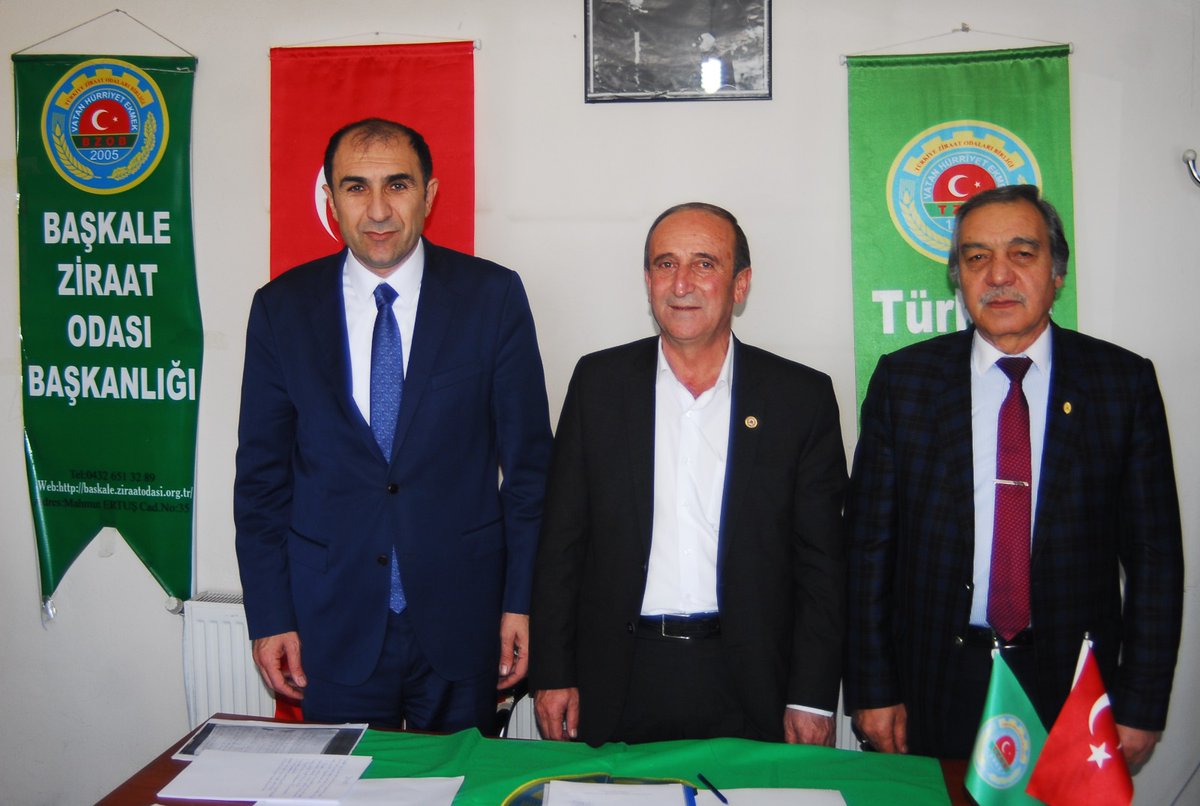 Başkale Ziraat Odasının  11.02.2023 tarihinde yapılan Olağan Genel Kuruluna katılıp Divan Başkanlığımızı yapan  Van Esnaf ve Sanatkarlar Odaları Birliği Başkanı (ESOB) İsa Berge ve Terziler Odası Başkanı Çetin Karaduman'a katılımlarından dolayı <a href="/isaberge65/">İsa Berge</a> <a href="/semsibayraktar/">Şemsi Bayraktar</a>