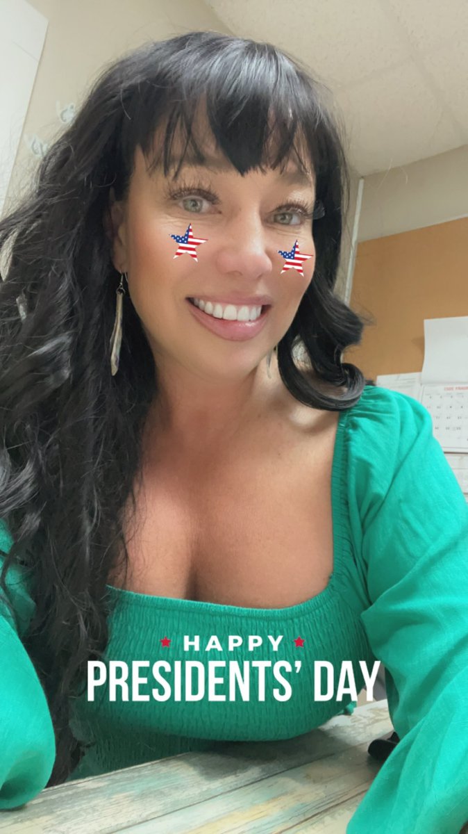 Riflemanscreed2's tweet photo. Smile and have a great day y’all :)

#HappyPresidentsDay #HappyLundiGras #FatMonday
#Louisiana https://t.co/rWQSoyXhah