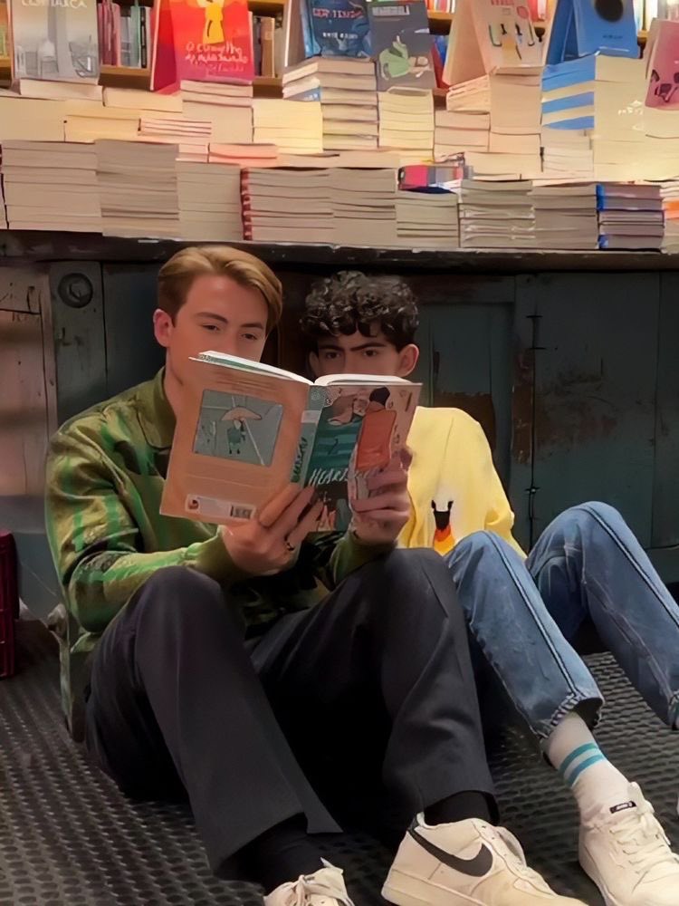 narliethinker's tweet image. 